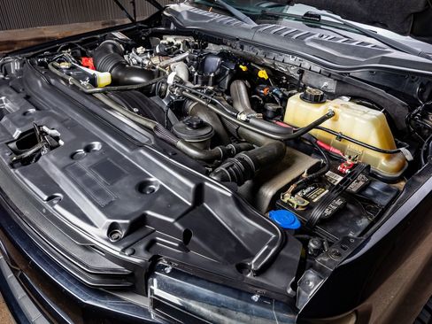 Used 2019 Ford F250 Lariat image 39