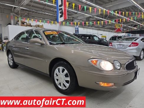 Used 2006 Buick LaCrosse CX image 1