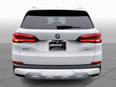 Used 2021 BMW X5 xDrive40i w/ Premium Package 3 image 3