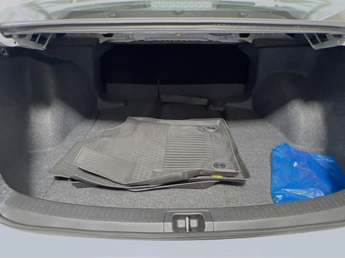 Used 2025 Toyota Corolla LE FWD image 33