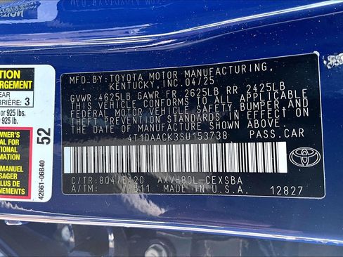 Used 2025 Toyota Camry SE w/ Convenience Package FWD image 30