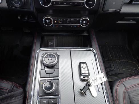 Used 2020 Ford Expedition Limited w/ Equipment Group 303A image 36