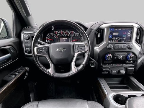 Used 2021 Chevrolet Silverado 1500 LT Trail Boss w/ Convenience Package II AWD/4WD image 6