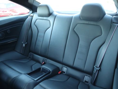 Used 2019 BMW M4 Coupe w/ Competition Package image 13