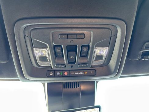 Used 2025 GMC Sierra 1500 AT4X image 13