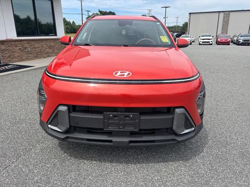 Used 2024 Hyundai Kona SEL AWD/4WD image 11