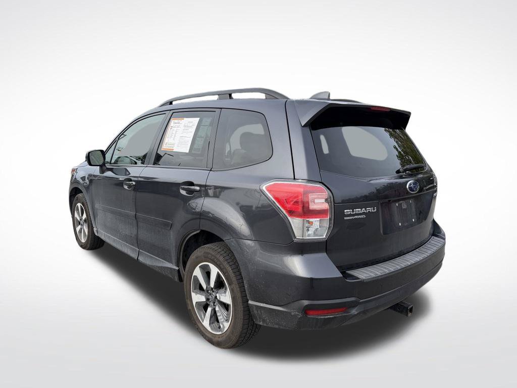 Used 2018 Subaru Forester 2.5i Premium AWD/4WD image 3