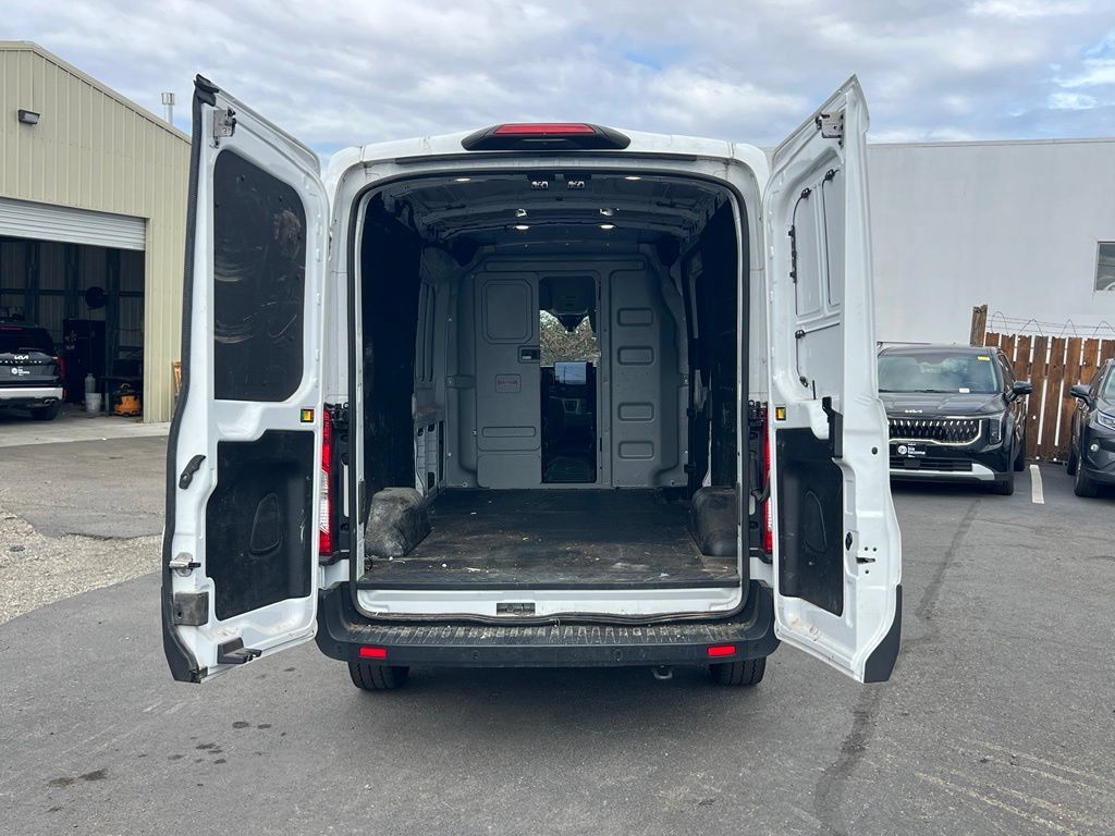 Used 2022 Ford E-Transit Medium Roof w/ Load Area Protection Package RWD image 8
