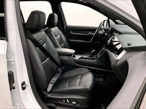 Used 2024 Cadillac XT6 Sport w/ LPO, ONYX Package AWD/4WD image 8