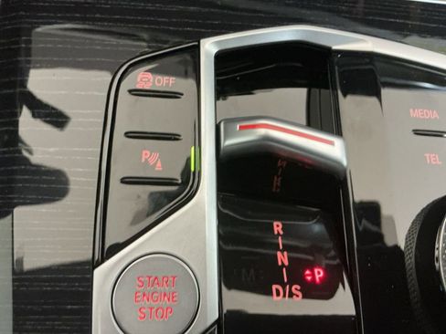 New 2026 BMW X5 sDrive40i w/ M Sport Package image 14