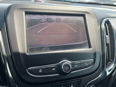Used 2023 Chevrolet Equinox RS AWD/4WD image 18