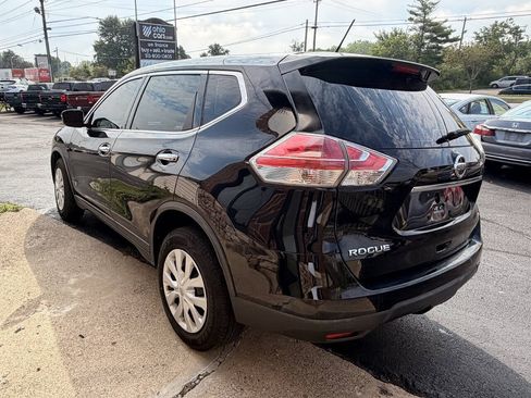 Used 2015 Nissan Rogue S AWD/4WD image 5
