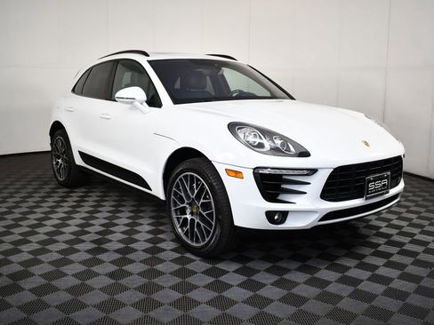 Used 2018 Porsche Macan S image 3
