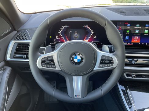 New 2026 BMW X5 sDrive40i w/ M Sport Package image 13