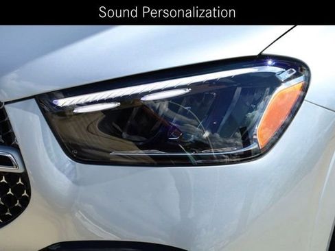 Used 2025 Mercedes-Benz GLE 350 4MATIC image 9