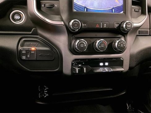 Used 2024 RAM 3500 Big Horn image 28