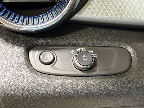 New 2026 Chevrolet Trax LT image 13