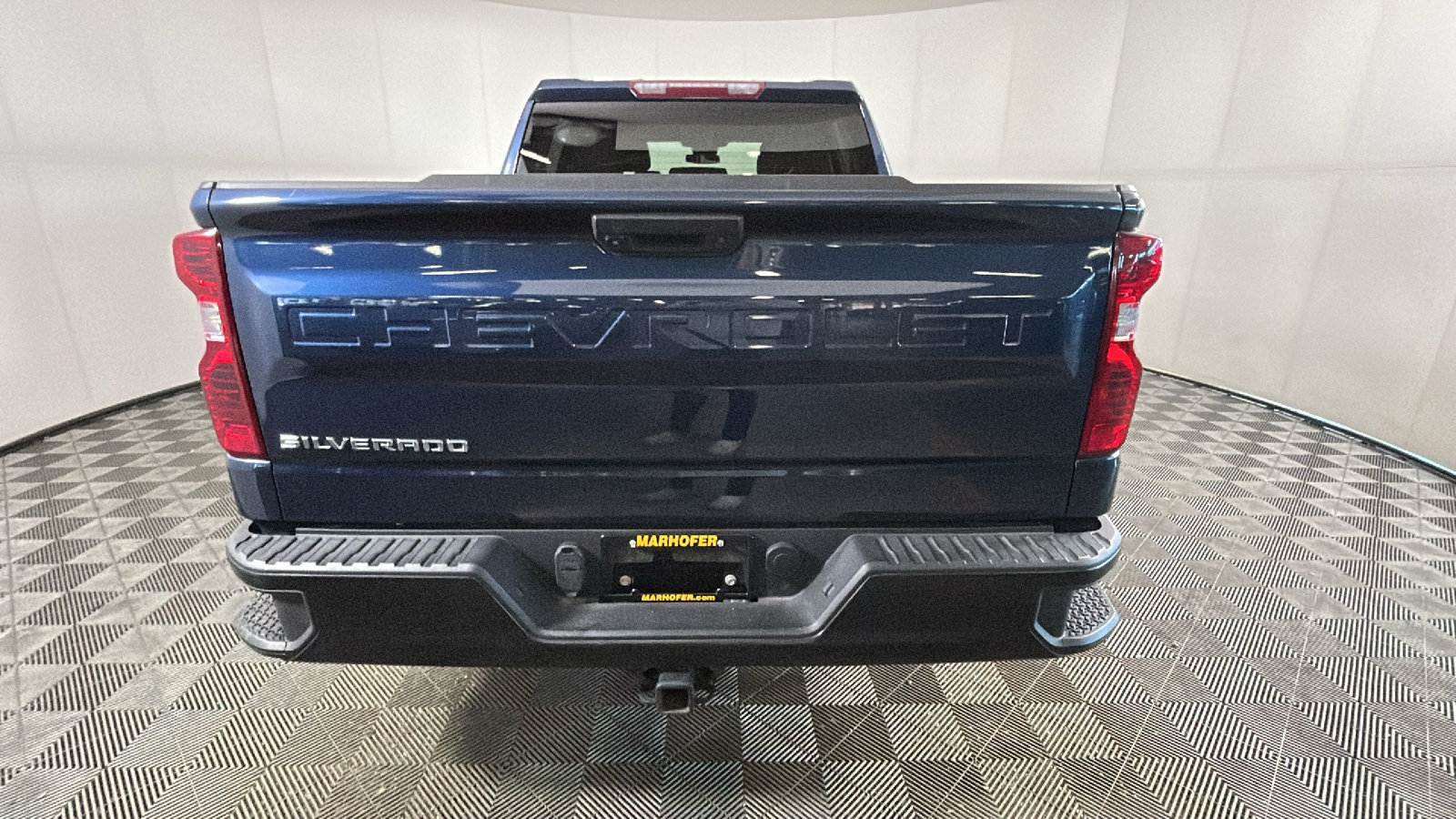 Used 2022 Chevrolet Silverado 1500 W/T w/ WT Value Package AWD/4WD image 4