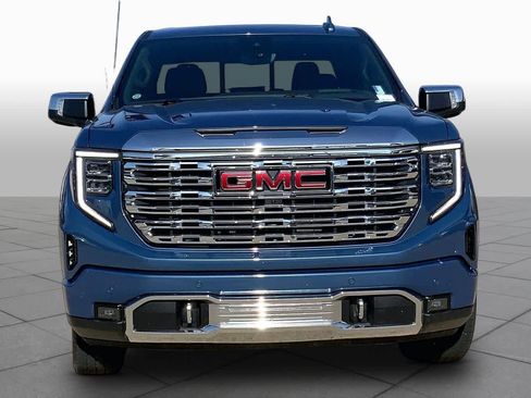 Used 2024 GMC Sierra 1500 Denali AWD/4WD image 4