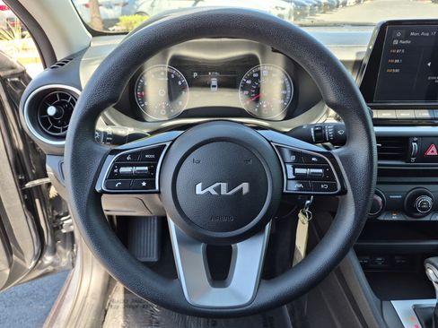 Used 2023 Kia Forte LXS FWD image 18