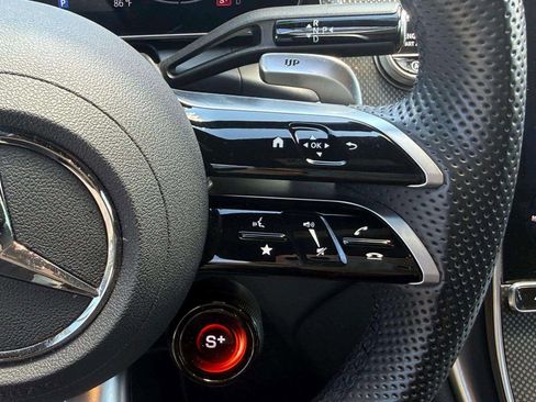 Used 2025 Mercedes-Benz GLC 43 AMG 4MATIC image 48