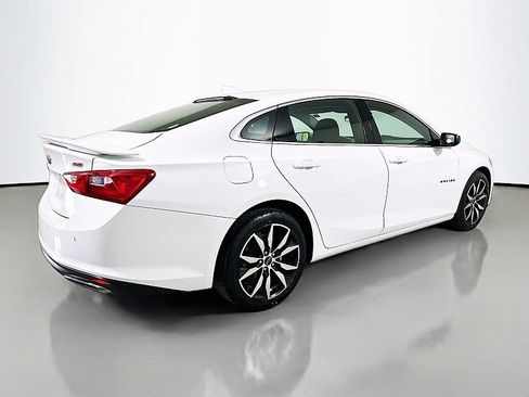 Used 2024 Chevrolet Malibu RS w/ LPO, Floor Liner Package FWD image 7