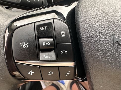 Used 2024 Ford Escape Active w/ Tech Pack #1 AWD/4WD image 21