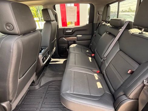 Used 2021 GMC Sierra 1500 Denali w/ Driver Alert Package II AWD/4WD image 8