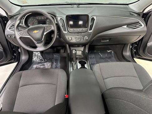 Used 2019 Chevrolet Malibu LS FWD image 13