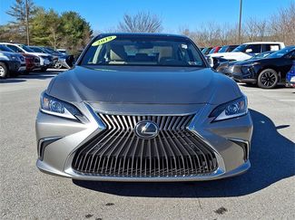 Used 2019 Lexus ES 350 Luxury w/ Accessory Package video 2