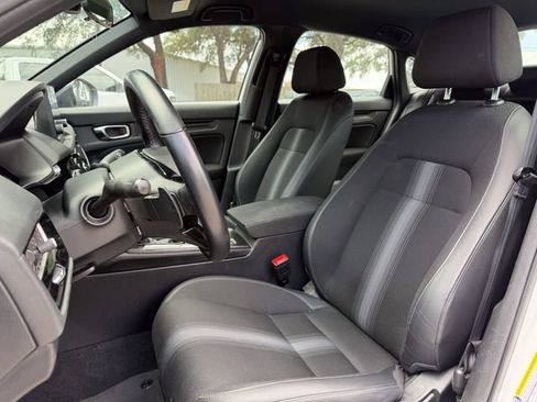 Used 2025 Honda Civic Sport image 7