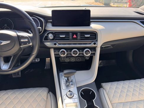 Used 2022 Genesis G70 3.3T image 23