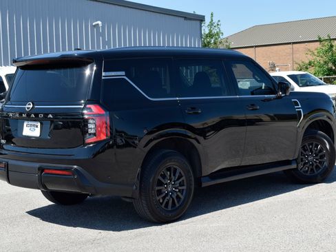 Used 2025 Nissan Armada SV RWD image 6