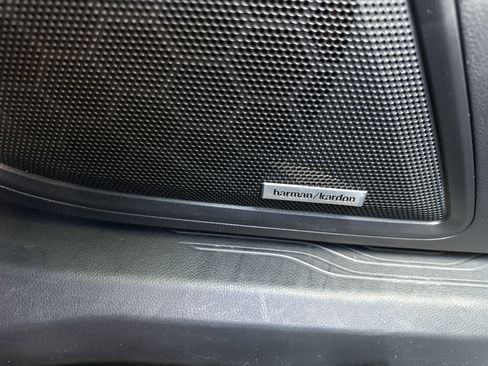 Used 2024 Subaru Outback Limited image 32