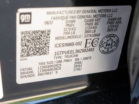 Used 2022 GMC Sierra 1500 AT4 w/ AT4 Premium Package AWD/4WD image 41