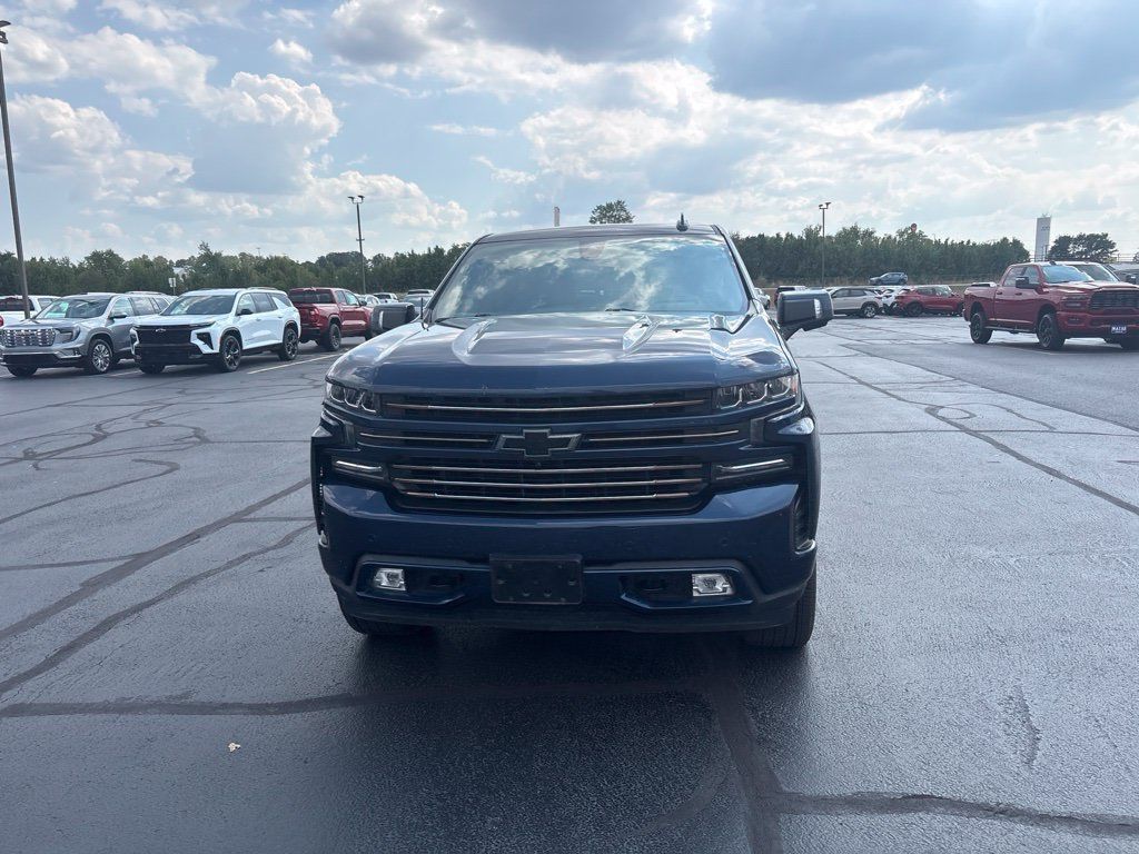 Used 2020 Chevrolet Silverado 1500 High Country w/ Technology Package AWD/4WD image 7