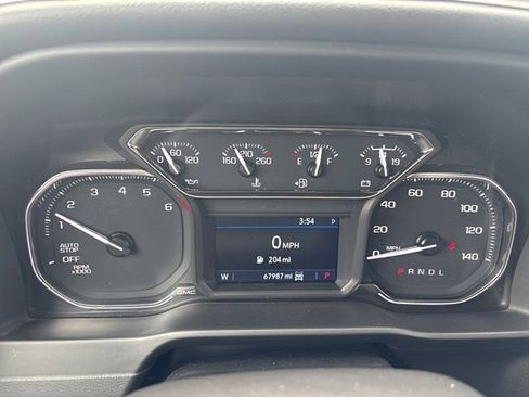 Certified 2021 GMC Sierra 1500 Elevation w/ LPO, Elevation Black Package AWD/4WD image 12