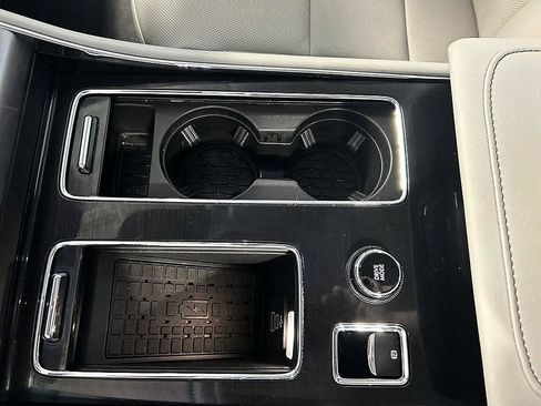 Used 2025 Lincoln Aviator AWD w/ Equipment Group 101A image 24