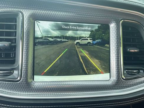 Used 2021 Dodge Challenger SRT Hellcat RWD image 15