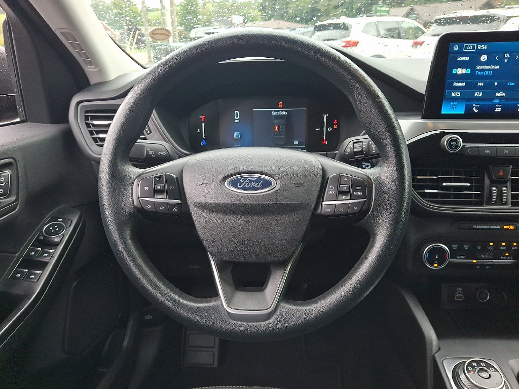 Used 2025 Ford Escape Active AWD/4WD image 19