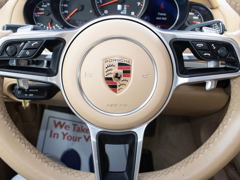 Used 2017 Porsche Cayenne image 19
