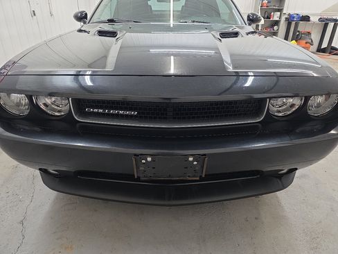 Used 2014 Dodge Challenger SXT Plus image 21