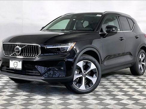 New 2025 Volvo XC40 B5 Plus w/ Protection Package Premier AWD/4WD image 1