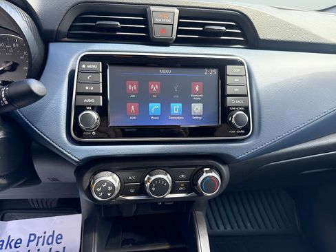 Used 2025 Nissan Versa SV w/ Trunk Package image 26