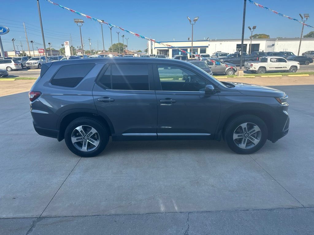 Used 2025 Honda Pilot EX-L image 35