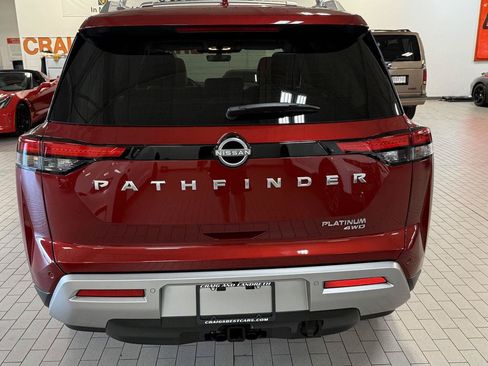 Used 2024 Nissan Pathfinder Platinum w/ Cargo Package AWD/4WD image 5