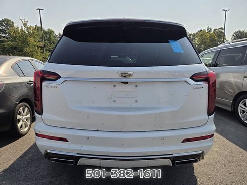 Used 2023 Cadillac XT6 Luxury FWD image 3