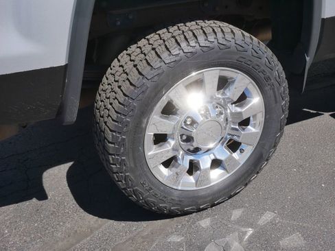 Used 2019 GMC Sierra 2500 Denali w/ Duramax Plus Package AWD/4WD image 8
