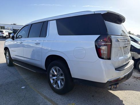Used 2023 Chevrolet Suburban Premier AWD/4WD image 7