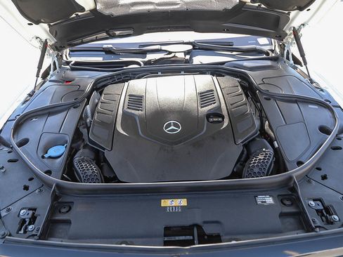 Used 2018 Mercedes-Benz S 560 Sedan image 26